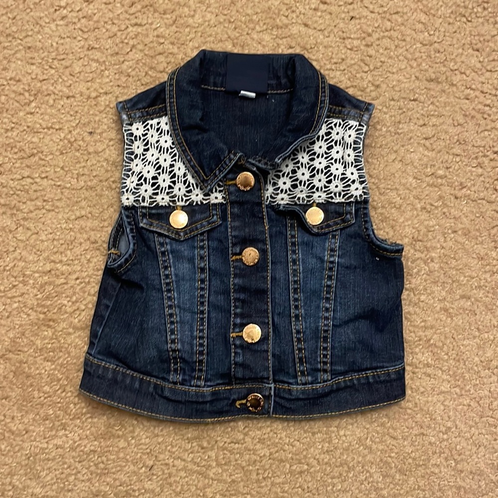 Toddler Girl Genuine Kids From OshKosh Denim Lace Detail Vest. Size 3T